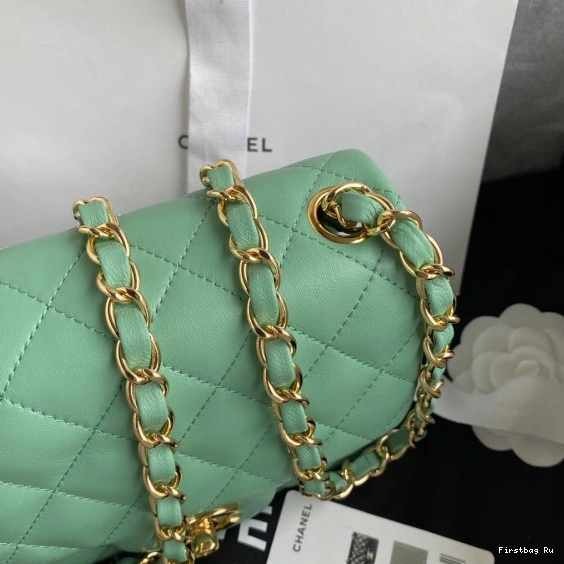 First Bag Ru BAG FLAP CHANEL 17CM 0814